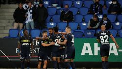 Fenerbahçe, HJK Helsinki'yi yenerek UEFA Avrupa Ligi'nde gruplara kaldı