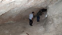 Adıyaman’da, foseptik çukuru kazarken tarihi tünel buldu