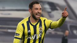 Sinan Gümüş kadro dışı bırakıldı