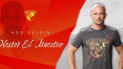 Göztepe'nin yeni teknik direktörü Nestor El Maestro oldu