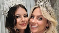 Dilay Korkmaz, kardeşi Dilara Korkmaz ile fotoğraf paylaştı