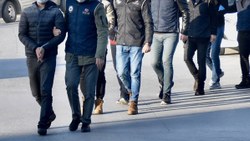 İzmir merkezli 41 il ve KKTC'de FETÖ operasyonu: 100 tutuklama