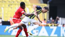 Fenerbahçe, Sivasspor'la berabere kaldı