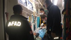 Van’da 15 kaçak göçmenden biri, kayalıklarda sıkıştı