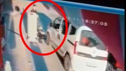 Eskişehir'de seyir halindeki sürücü bebek arabasına çarptı