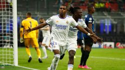 Real Madrid, Inter'i son dakikada devirdi