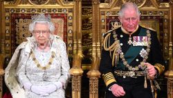 Kraliçe Elizabeth, Prens Charles'ın Buckingham Sarayı fikrine karşı çıktı
