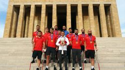 Ampute Futbol Milli Takımı, Anıtkabir'i ziyaret etti