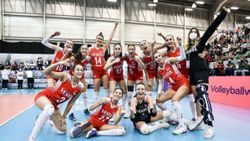 18 Yaş Altı Kadın Voleybol Takımımız çeyrek finalde