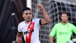 Radamel Falcao'ya İspanya'da övgü dolu sözler