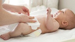 Bebeklerde kakada kan ve mukus alerji belirtisi olabilir
