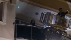 Bursa'da nişanlısından özür dilemek için vinç kiraladı