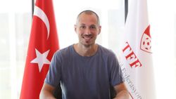 Kuntz'un diğer yardımcısı Lichte oldu