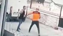 Kocaeli'de kargo görevlisine saldırı