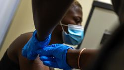 Afrika'da yalnızca 15 ülke aşılama hedefine ulaştı