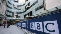 İngiltere'de BBC'nin geleceği tartışılıyor