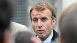 Emmanuel Macron: Cezayir ile ilişkilerde sakinlik istiyorum