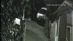 Sultangazi'de aracı kurşunlanan adamın güvenlik kamerası çalındı