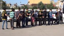Adana'da düzenlenen şafak operasyonunda 50 şüpheli yakalandı