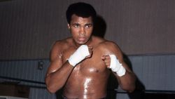 Muhammed Ali’nin resimleri 1 milyon dolara satıldı