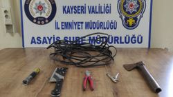 Kayseri'de 100 bin TL’lik kablo çalan hırsız yakalandı