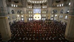 Cuma namazı saat kaçta kılınacak? 8 Ekim 2021 il il cuma namazı saatleri