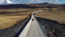 Van ile İran sınırına yapılan güvenlik duvarı, 20 kilometreye ulaştı
