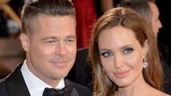 Angelina Jolie, Brad Pitt ile ortak mülkündeki hissesini sattı