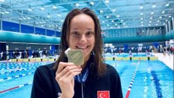 Viktoria Zeynep Güneş yüzmede altın madalya kazandı