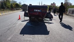 Van’da 2 otomobil çarpıştı: 8 yaralı 
