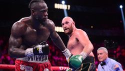 Tyson Fury, Deontay Wilder’ı nakavt etti