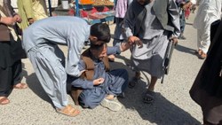 Afganistan'da camiye bombalı saldırı
