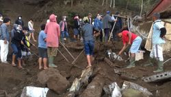 Endonezya'da 4.8 büyüklüğünde deprem