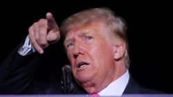 Donald Trump: Colin Powell, Irak'ta çok hata yaptı