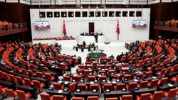 İhracatçılara yatırım ve üretim teşvikine ilişkin kanun teklifi TBMM'de kabul edildi