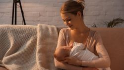 Emzirmenin anne ve bebek sağlığına olumlu etkileri nelerdir