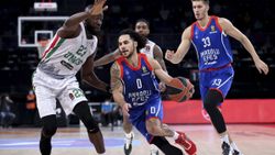 Anadolu Efes EuroLeague'de ilk galibiyetini aldı