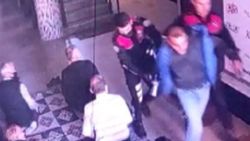 İzmir'de mescide kaçan uyuşturucu satıcısı yakalandı