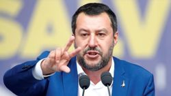 Matteo Salvini, göçmen gemisi nedeniyle hakim karşısına çıkacak