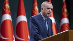 Cumhurbaşkanı Erdoğan: İzlediğimiz ekonomi politikasını anlamayanlar milli mücadeleye baksın