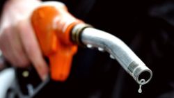 Benzine ne kadar zam geldi? 1 aylık fiyat artışı...