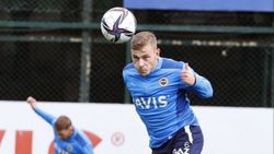Max Meyer yokları oynuyor