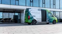 Mercedes'ten havayı temizleyen elektrikli minibüs: Sustaineer