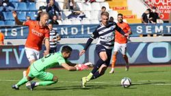 Kasımpaşa, Yeni Malatyaspor'u 2-0 mağlup etti