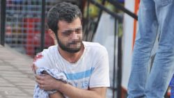 Antalya’da uyuşturucu paylaşımı kavgasında kolundan bıçaklandı