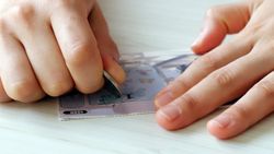 ABD'de emekli adam, ikinci kez 2 milyon dolar kazandı