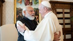 Narendra Modi, Papa Francis'i Hindistan'a davet etti