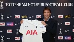 Tottenham Conte'yi takımın başına getirdiğini açıkladı