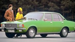 Opel Rekord D 50'nci yılını kutluyor
