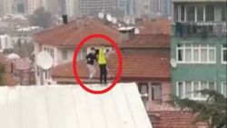 Bursa'da çocuklar, TikTok için okul duvarından çatıya tırmandı